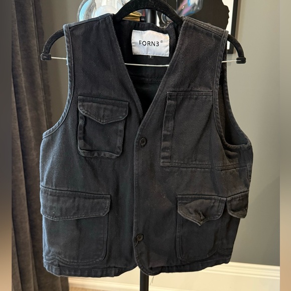 CARGO VEST - Picture 1 of 2